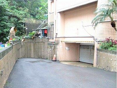基隆暖暖法拍華廈-6