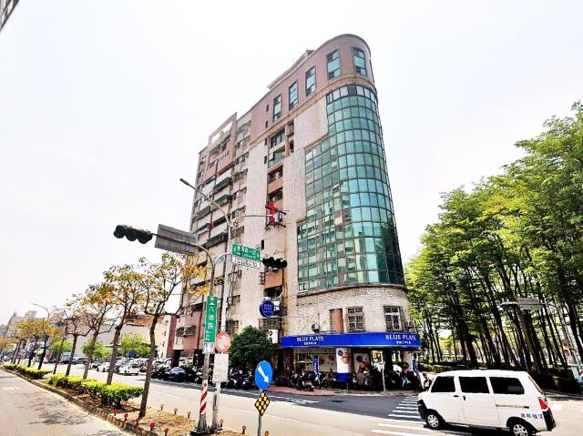 嘉義八德路電梯三房