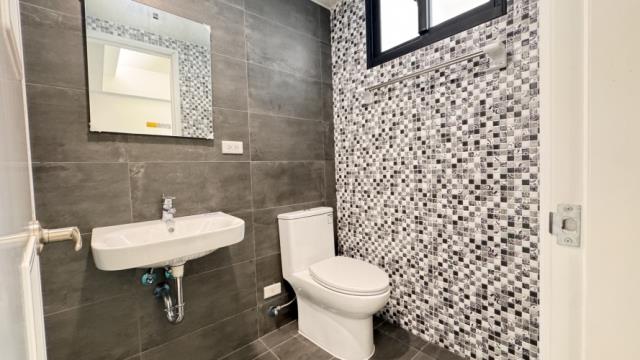 台南南區透天-11