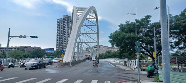 楠梓公寓-1