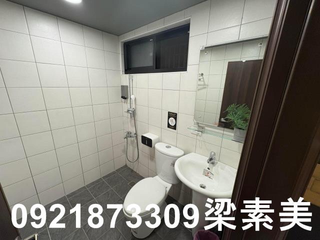 中西區透天-8