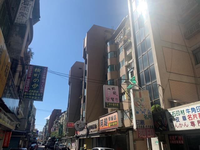 台北中山區拍賣華廈-7