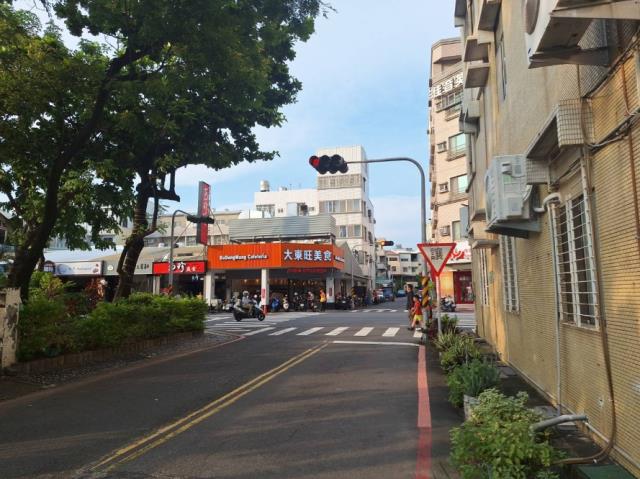 台南東區透天-13