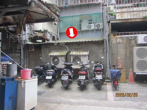 信義區法拍店面-6