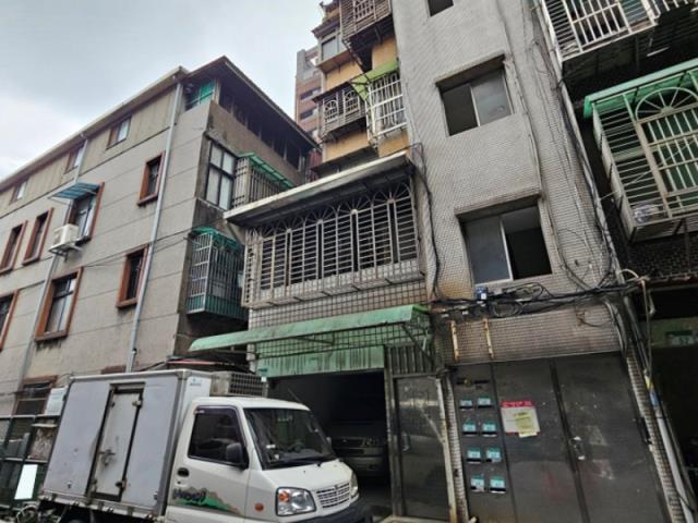 中山區法拍透天-1