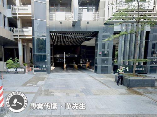 新北板橋大樓拍賣-4