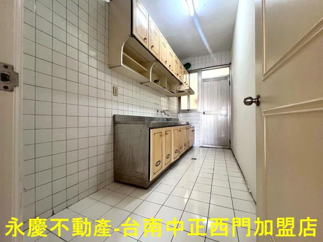 台南東區公寓-10