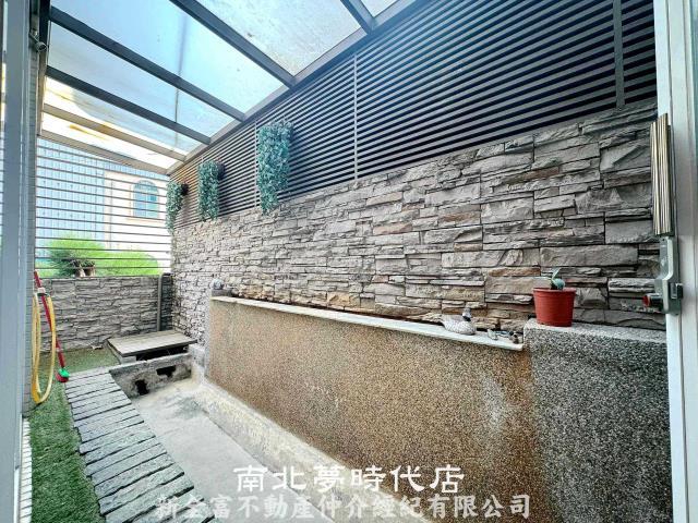 台南南區透天-13