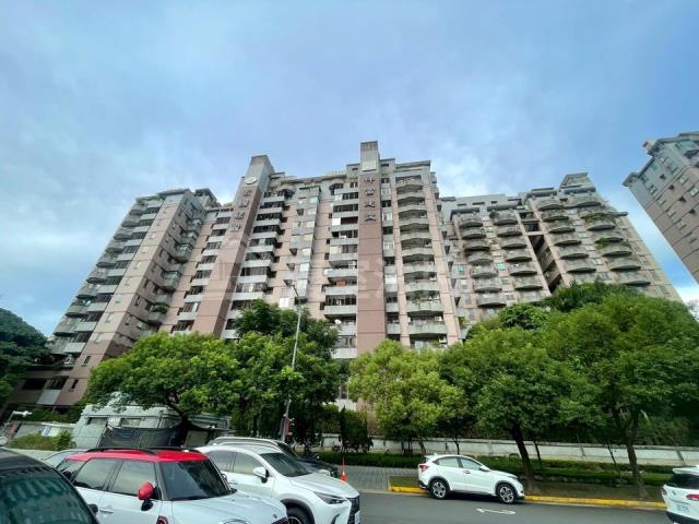 台北士林大樓法拍-1