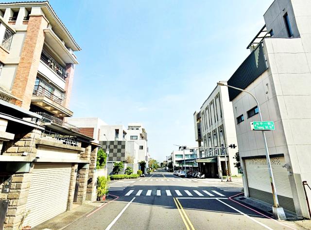 東區法拍透天-3