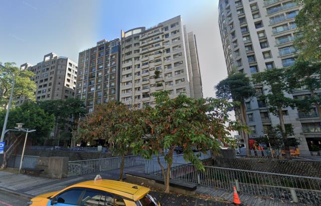 西屯法拍大樓-6