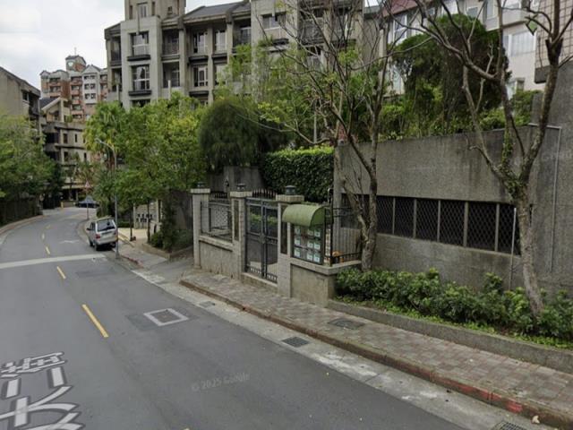 文山區拍賣透天-6