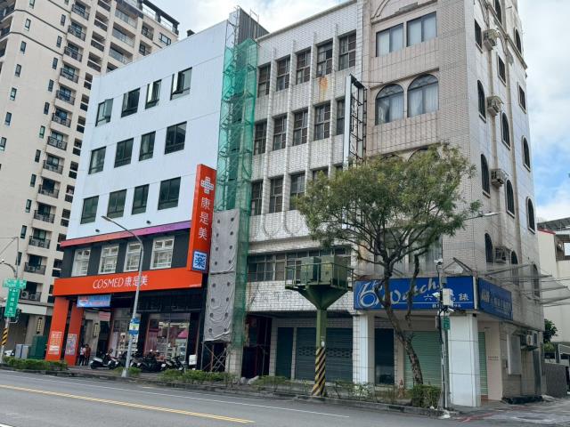 高雄鹽埕法拍透天-6