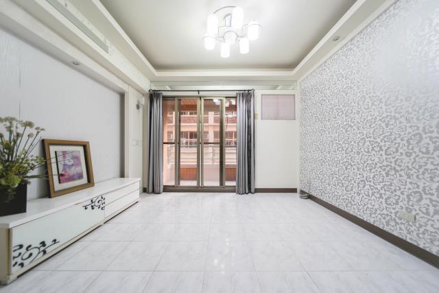 高雄三民區大樓-1