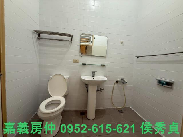 嘉義東區透天-11