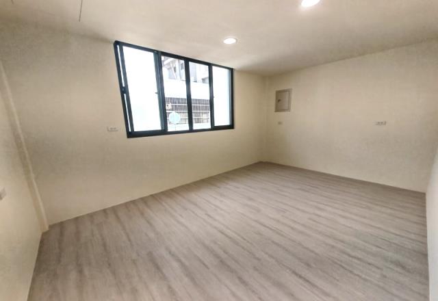 中壢捷運站電梯透天