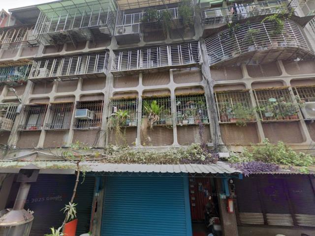 三重公寓法拍-4