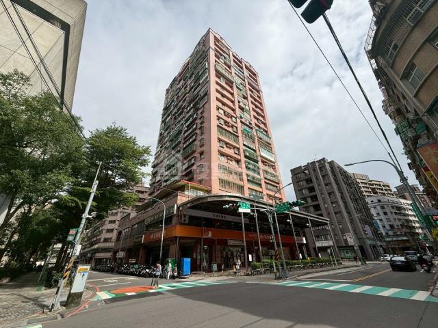 新北中和大樓法拍-1