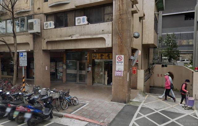 台北信義區拍賣店面-4