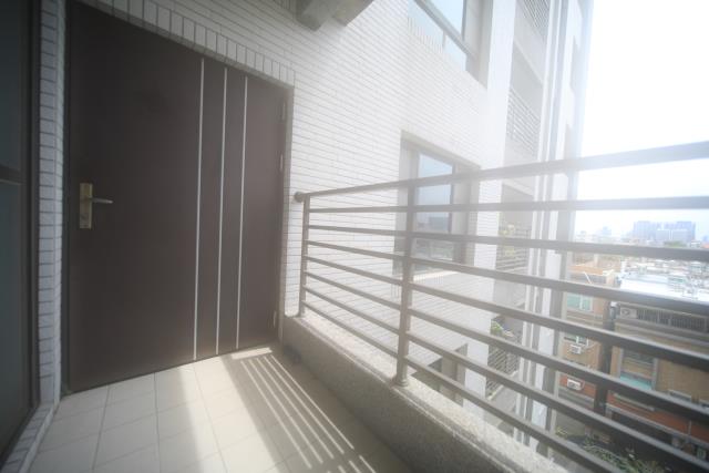 高雄鼓山大樓-12