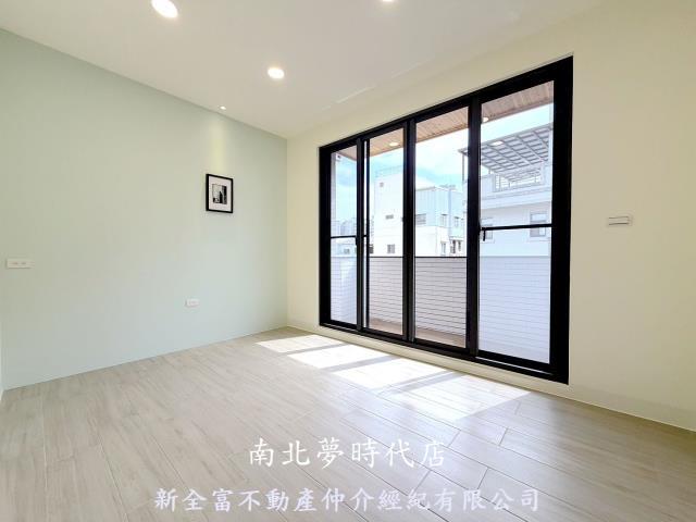 台南東區透天-5