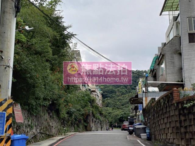 新北淡水法拍透天-2