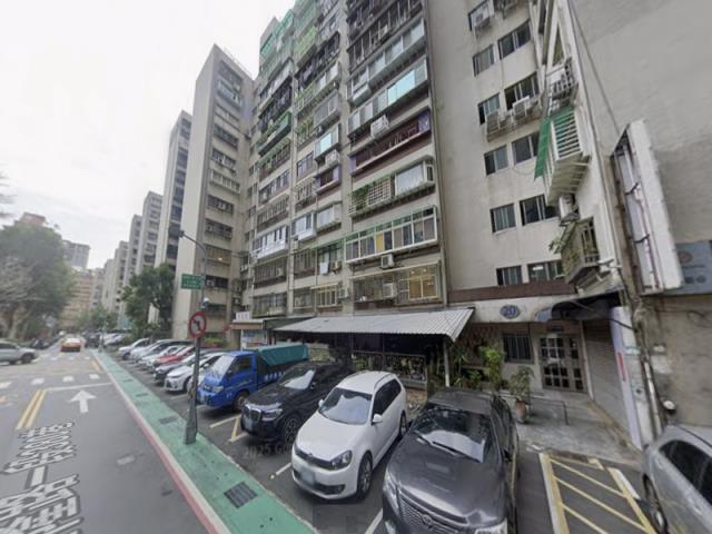 信義區法拍大樓-3