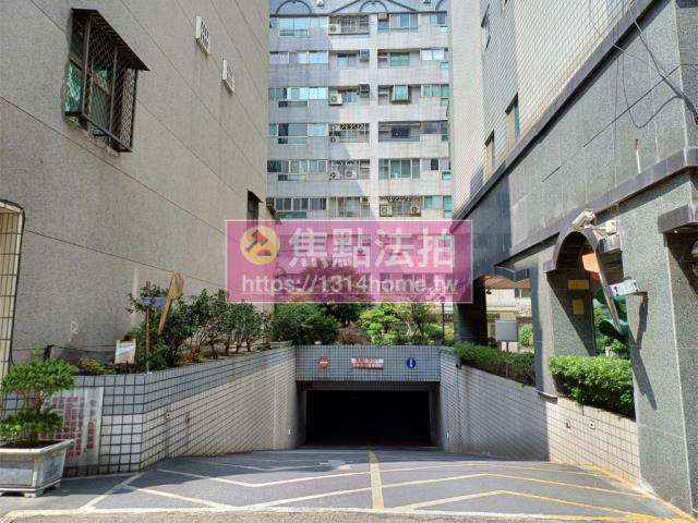 板橋拍賣大樓-8