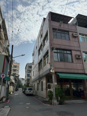 苓雅透天法拍-8