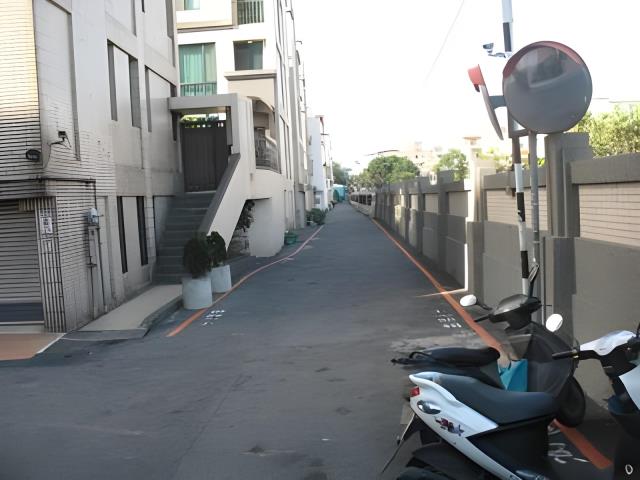 桃園平鎮法拍大樓-3