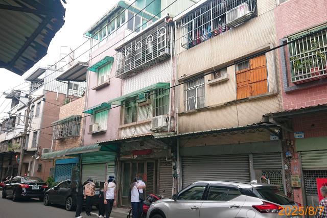 桃園平鎮法拍透天-2