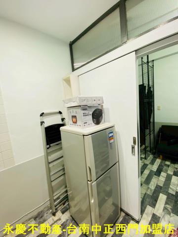 台南中西區公寓-9