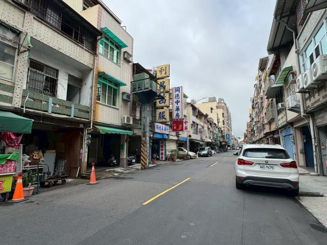 高雄前鎮法拍透天-5