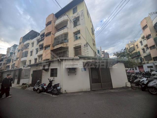 東區法拍公寓-1