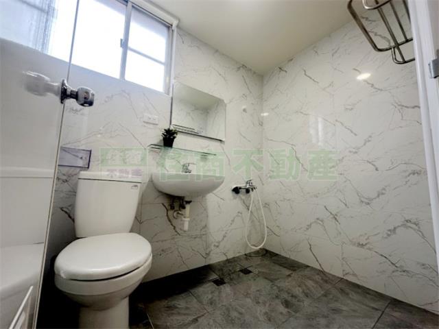 高雄三民區大樓-11