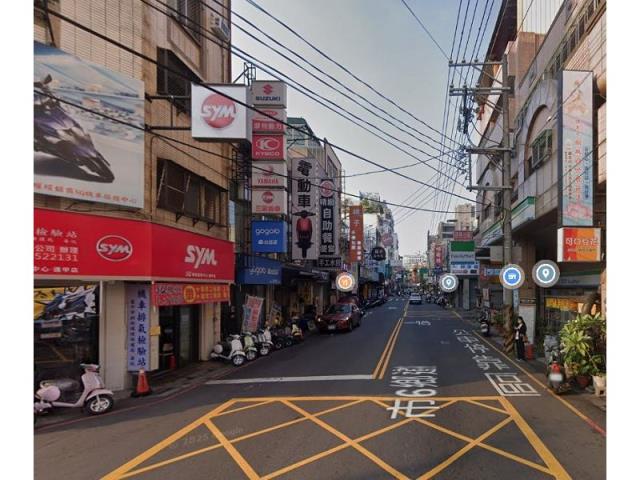 台中西屯透天法拍-3