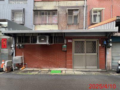 桃園中壢透天法拍-2