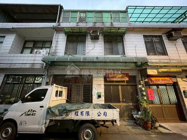 桃園中壢法拍透天-1