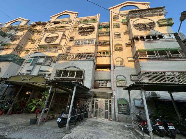 高雄岡山大樓拍賣-10