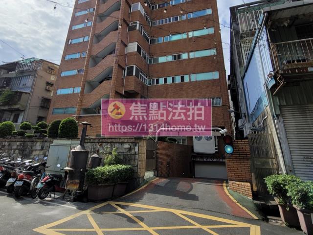 板橋拍賣大樓-8