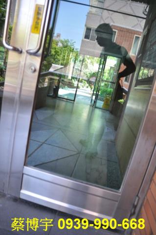 龍井遠東街山外山法拍