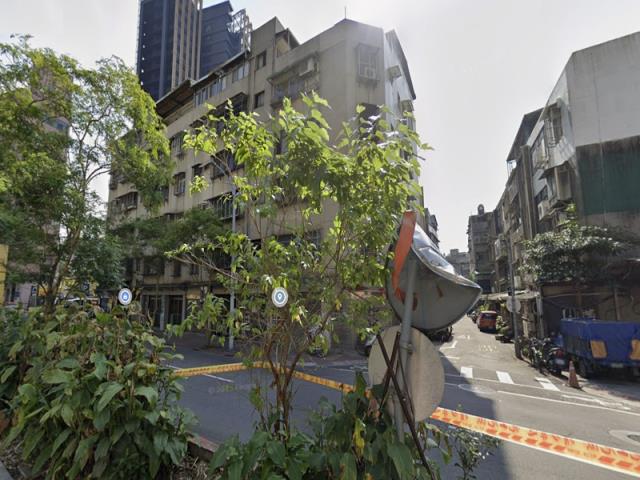 台北信義區公寓法拍-5