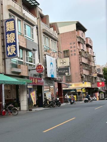 高雄鳳山透天法拍-5