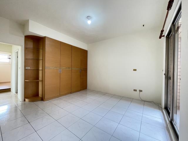 高雄岡山大樓-4