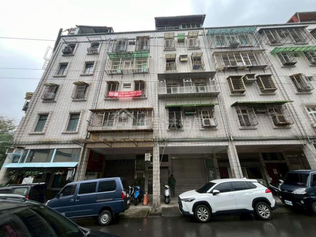 基隆法拍公寓-1