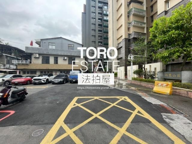 台北士林法拍大樓-7