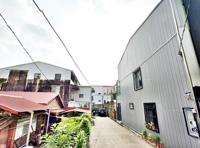 麻豆區興國路透天