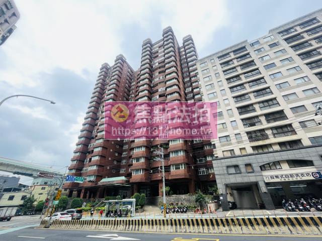 五股法拍大樓-3