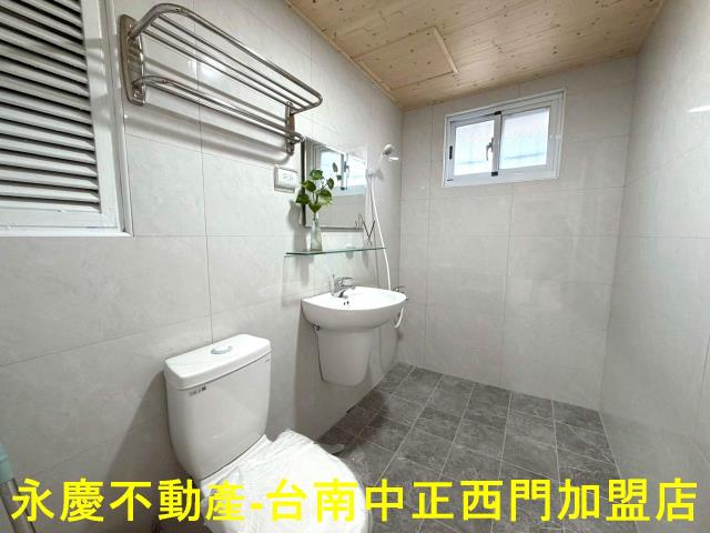 台南南區公寓-12