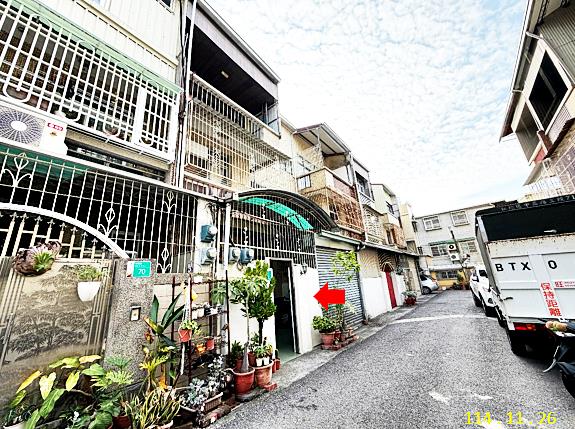 台南東區拍賣透天-2